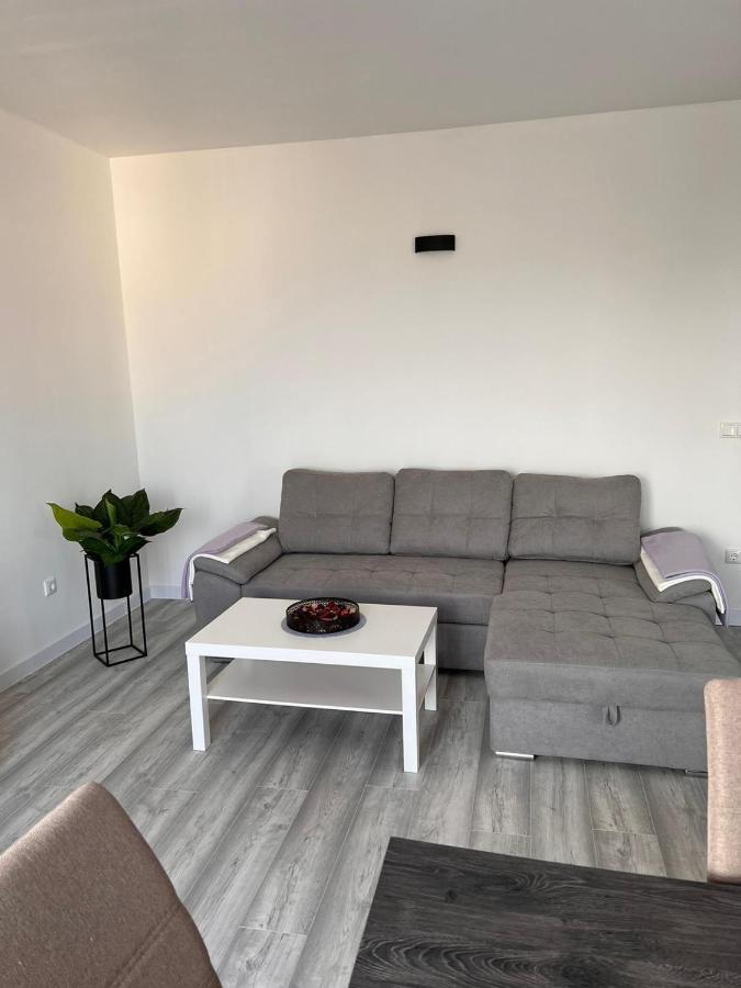 Apartment Lena Baška Voda Kültér fotó