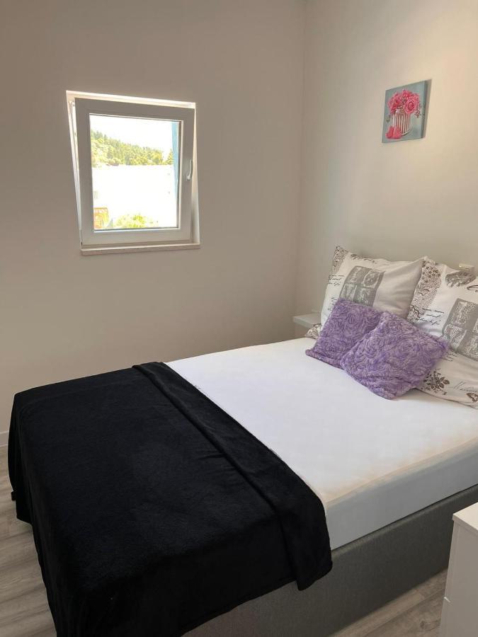Apartment Lena Baška Voda Kültér fotó