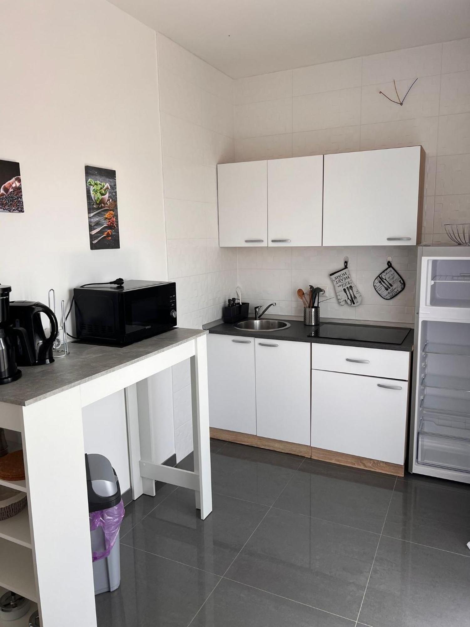 Apartment Lena Baška Voda Kültér fotó